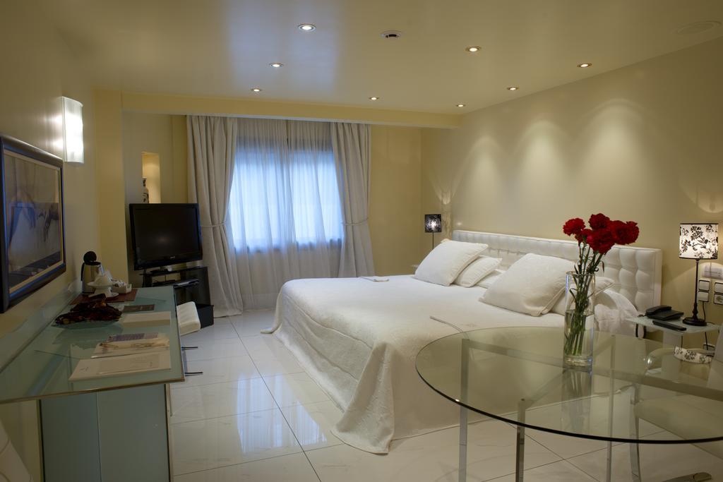 A Casa Canut Hotel Gastronomic Les Escaldes Exterior foto A bedroom
